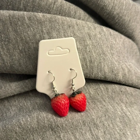 STRAWBERRY cute earrings kawaii food animal - bundle for discount - Picture 1 of 2